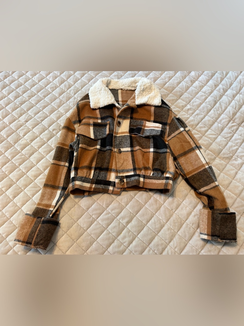 SHEIN Plaid Cropped Jacket in Camel Black Cream